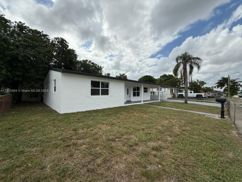 3010 NW 186th Ter, Miami Gardens, Floride 33056, États-Unis