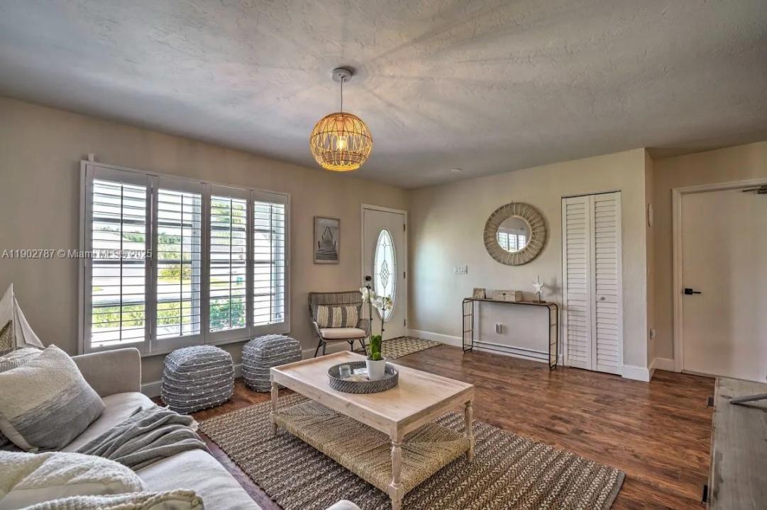 558 102nd Ave 0, Naples, Florida 34108