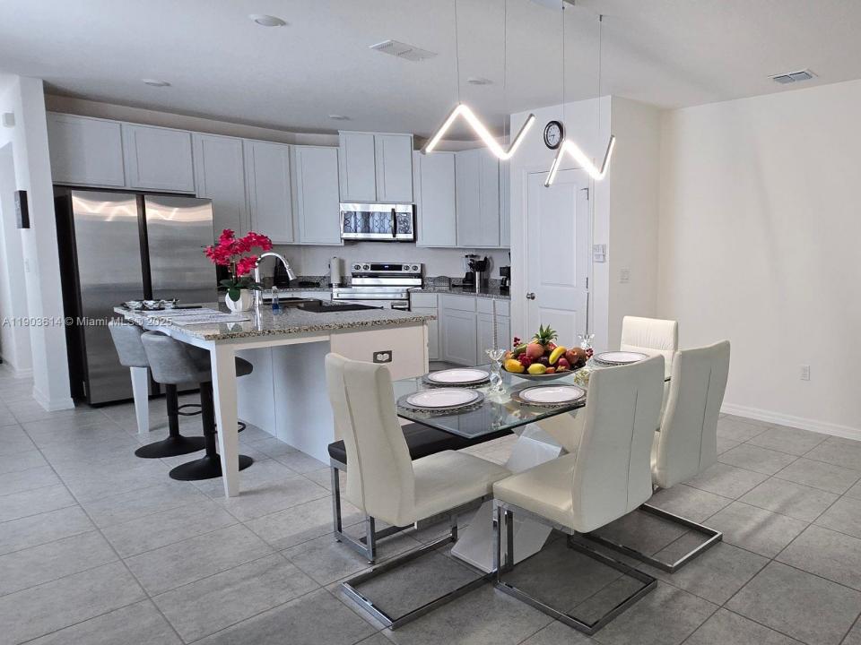 5539 Maddie Dr, Davenport, Floryda 33837, USA