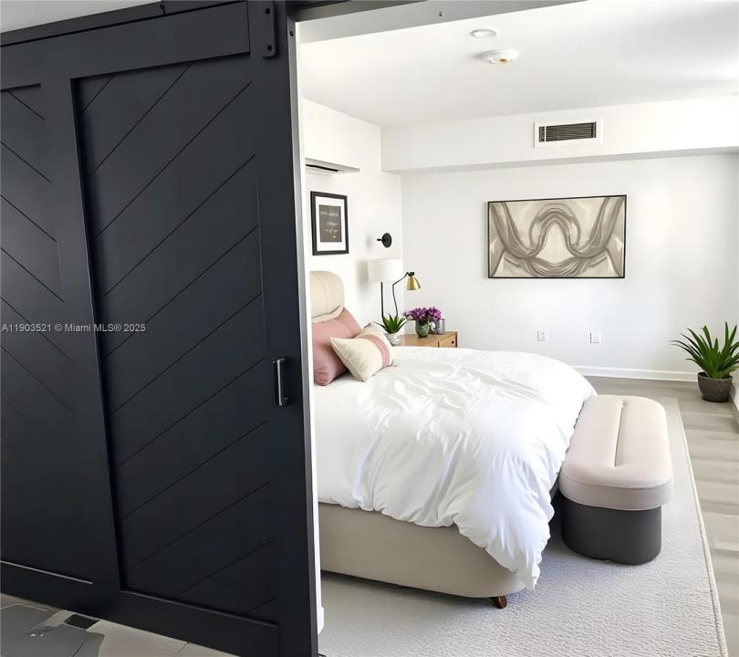 2142 Van Buren St 501, Hollywood, Florida 33020, Estados Unidos