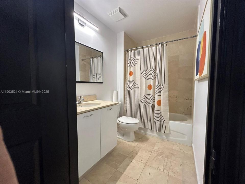 2142 Van Buren St 501, Hollywood, Florida 33020, Estados Unidos