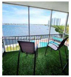 2910 Point East Dr M610, Aventura, Florida 33160, USA