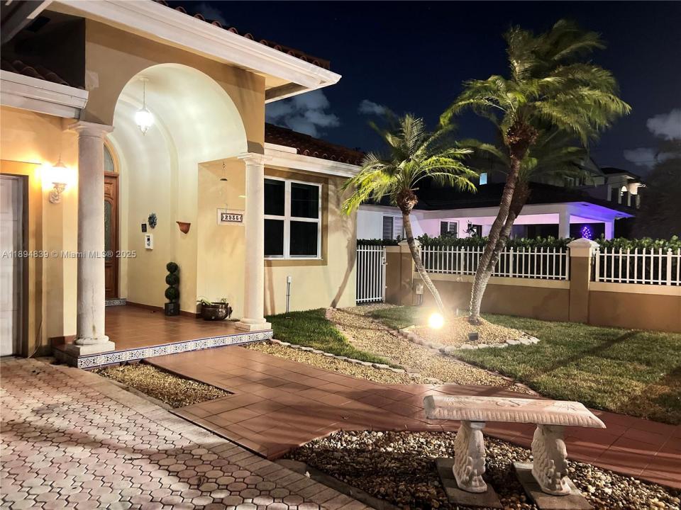 2935 SW 13th St, Miami, フロリダ 33145, アメリカ合衆国