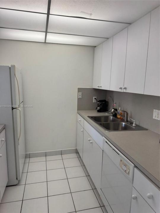 14401 N Kendall Dr 303N, Miami, Florida 33186, HOA KỲ