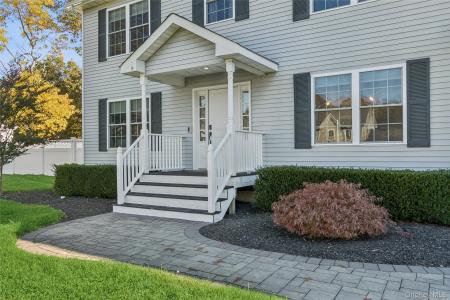 16 Mastro Court, Riverhead, 뉴욕 11933, 미국