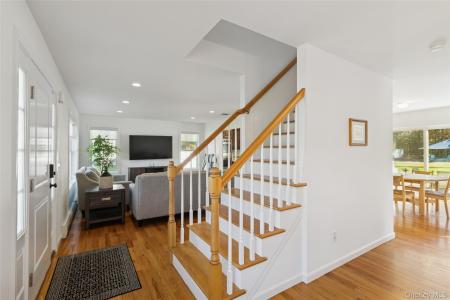 16 Mastro Court, Riverhead, 뉴욕 11933, 미국