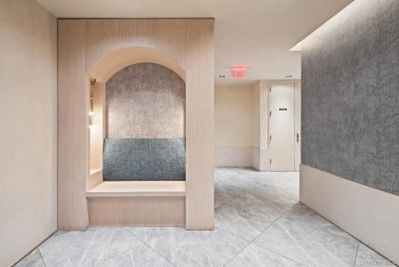 13825 Barclay Ave, New York, New York 11354, Amerika Birleşik Devletleri