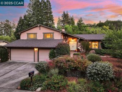 Calle Verde, Martinez, California 94553-5910