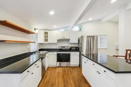 Thornhill Drive, Oakland, קליפורניה 94611, ארצות הברית של אמריקה