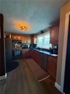 1603 Plainfield Pike E2, Johnston, Rhode Island 02919