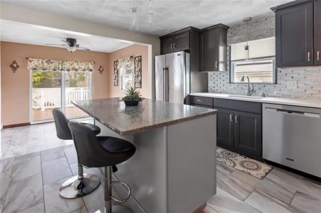 18 Lyman Avenue, Johnston, Rhode Island 02919, Stati Uniti