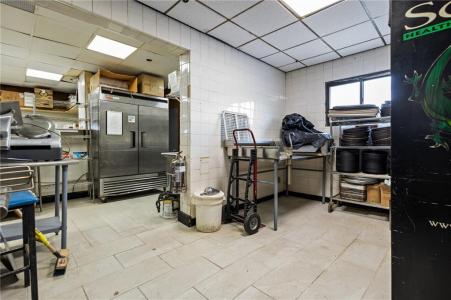 2792 Pawtucket Avenue, East Providence, Rhode Island 02914, USA