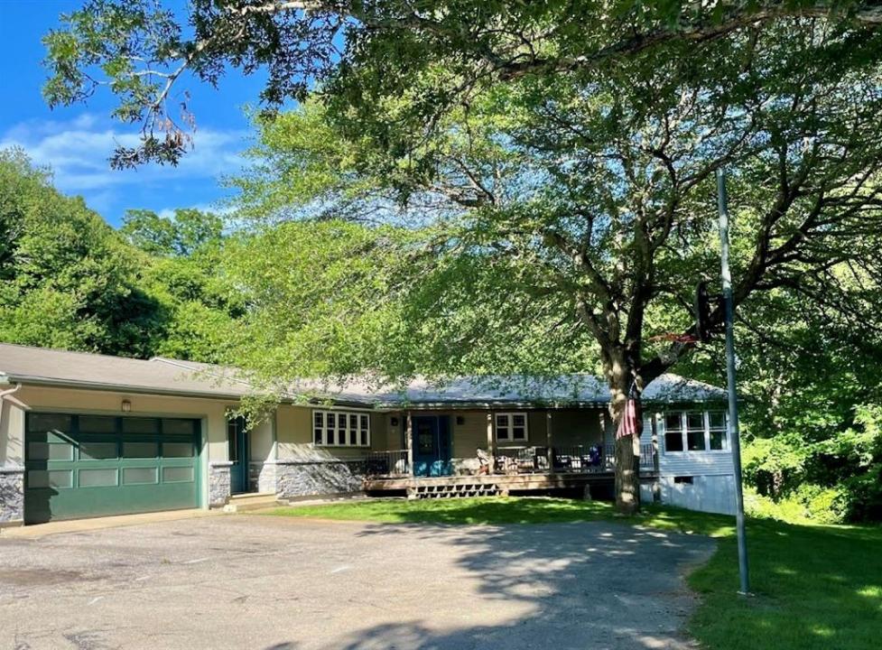 55 Pine Hill Road, South Kingstown, Rhode Island 02879, Estados Unidos