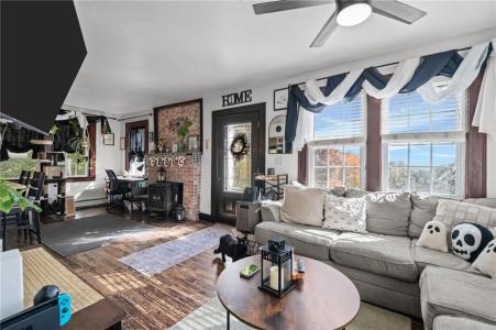 887 Main Street, Hopkinton, 로드아일랜드 02832, 미국