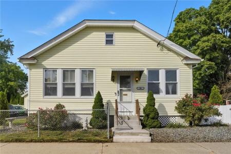 26 Blackburn Street, Pawtucket, RI 02861, USA