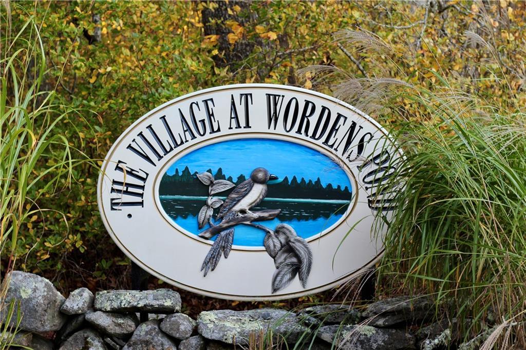 14 Blue Spruce Lane, South Kingstown, רוד איילנד 02879, ארצות הברית של אמריקה 