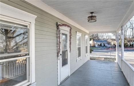 292 Pleasant Street 1, East Providence, Rhode Island 02916