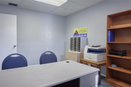 6800 W Commercial Blvd 5, Lauderhill, Florida 33319, USA