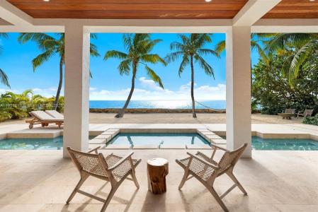 60 Ocean Front Dr, Key Largo, Florida 33037