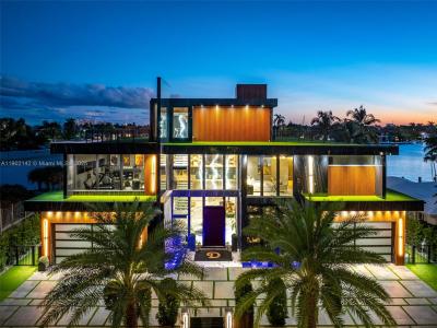 733 Middle River Dr, Fort Lauderdale, Florida 33304