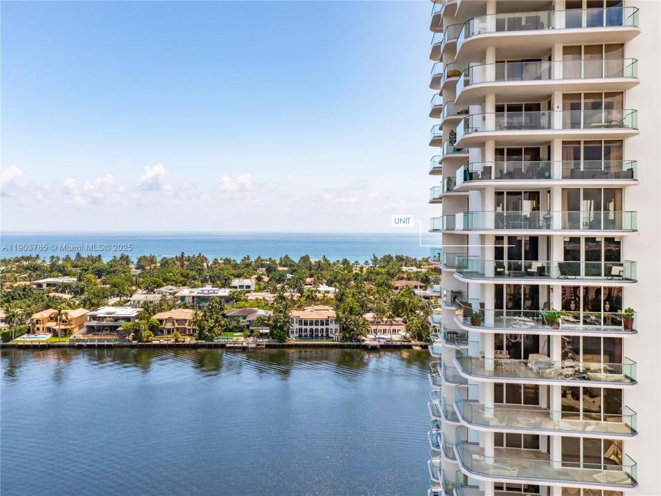 19707 Turnberry Way 18K, Aventura, Florida 33180, Amerika Birleşik Devletleri