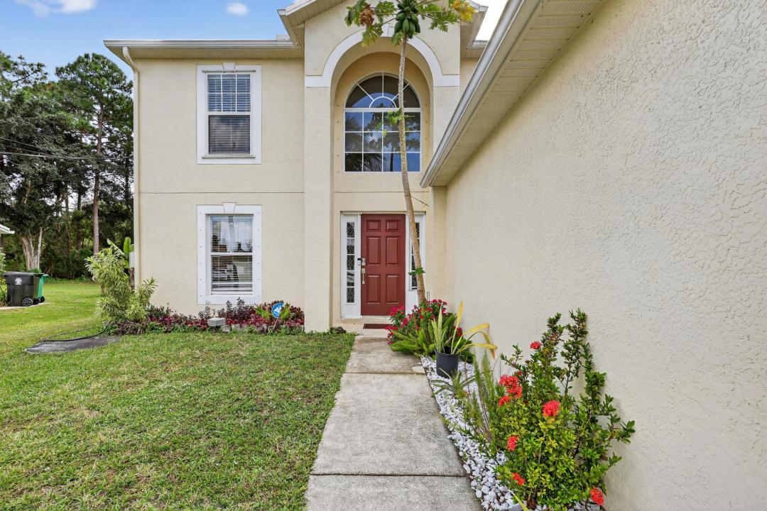 1676 SW Mackey Avenue, Port Saint Lucie, Florida 34953