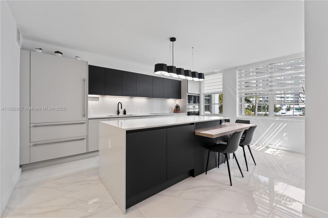 5660 Collins Ave 2A, Miami Beach, فلوريدا 33140, الولايات المتحدة