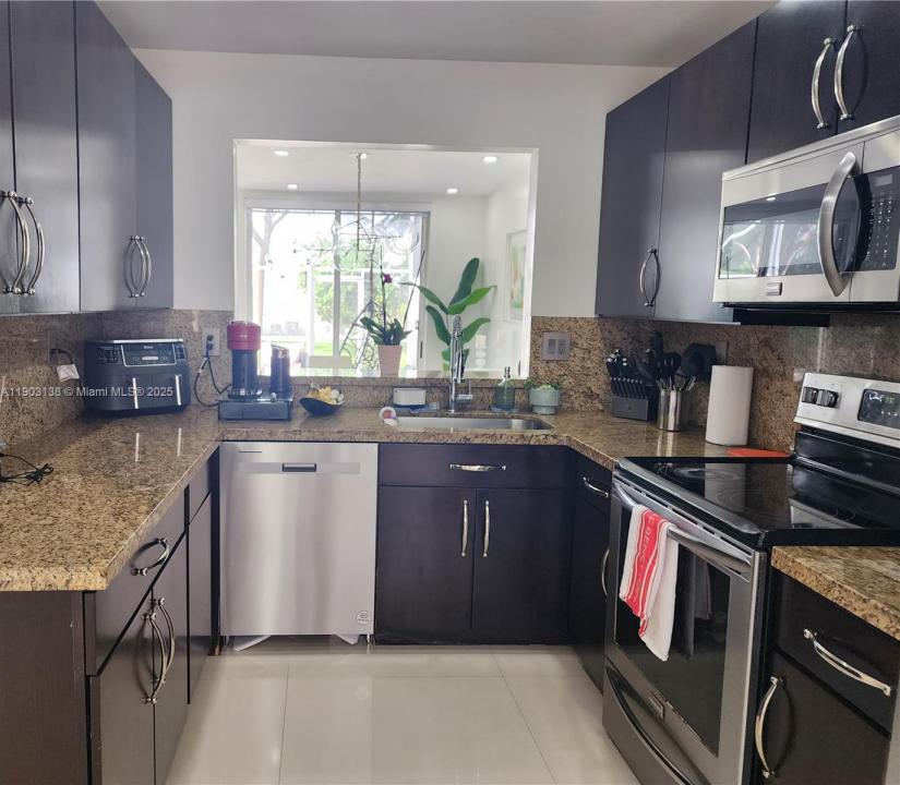 9777 NW 45th Ln, Doral, 플로리다 33178, 미국