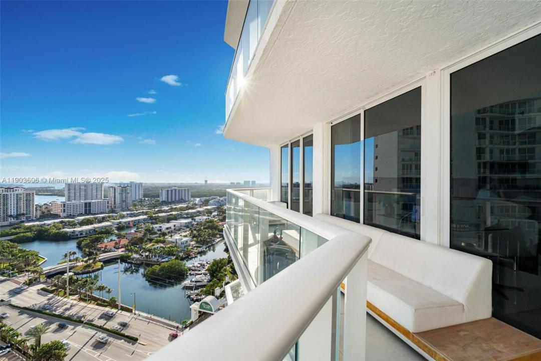 16485 Collins Ave 2438, Sunny Isles Beach, Florida 33160
