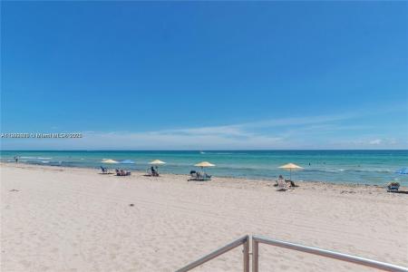 3505 S Ocean Dr 208, Hollywood, Florida 33019, USA