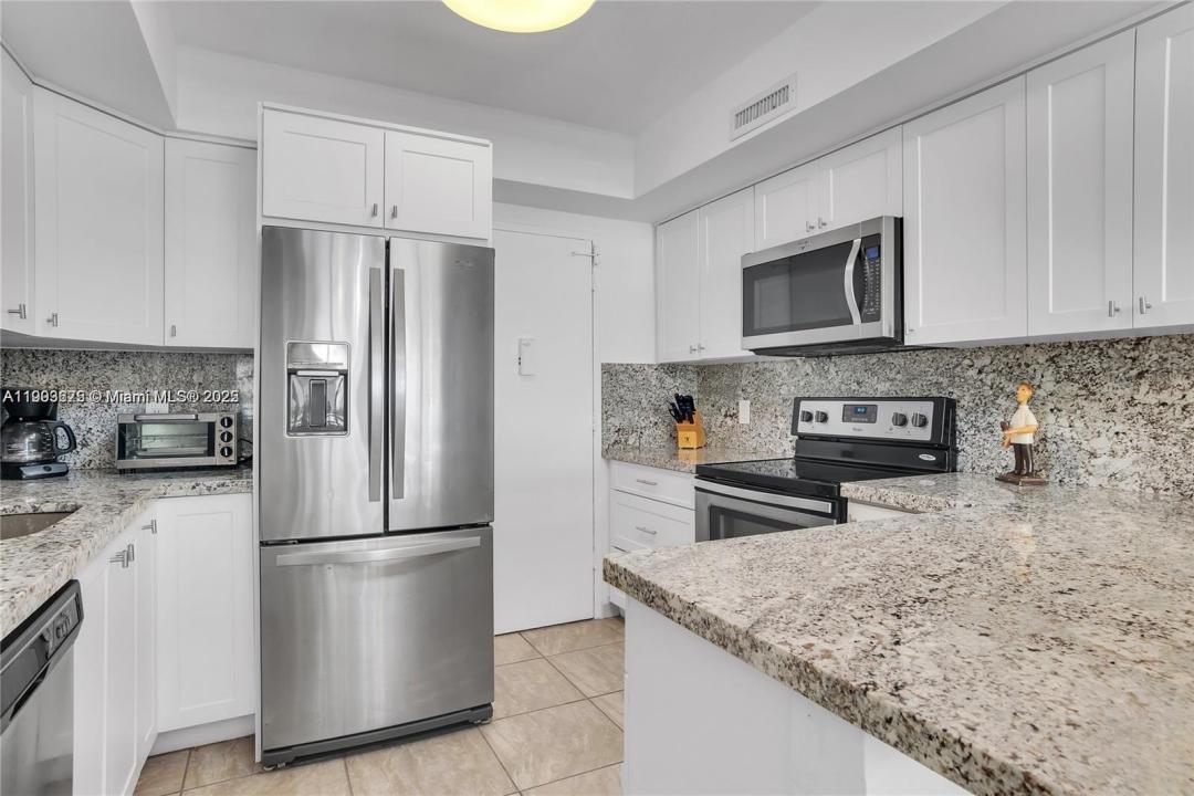 3505 S Ocean Dr 208, Hollywood, Floride 33019, États-Unis