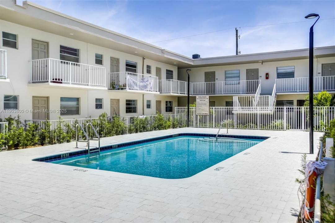 1720 Cleveland St 203W, Hollywood, Floride 33020, États-Unis