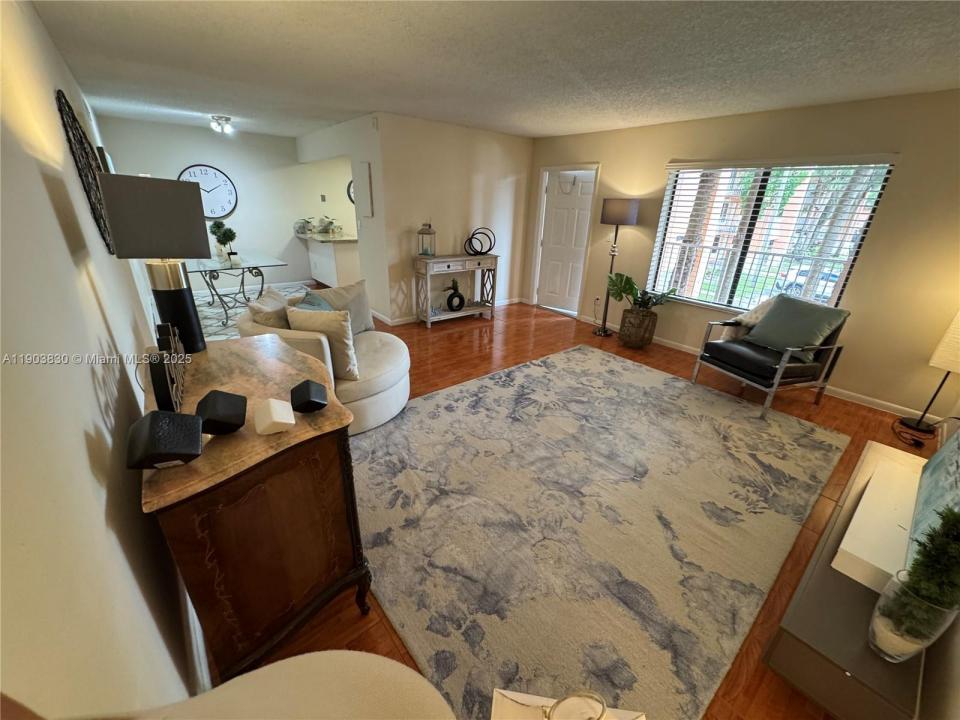 6900 SW 39th St 206J, Davie, Florida 33314, USA