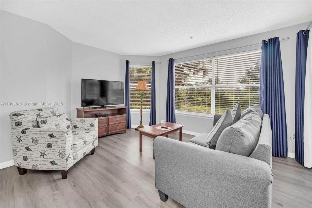 6324 Parc Corniche Drive 1214, Orlando, Florida 32821, Estados Unidos