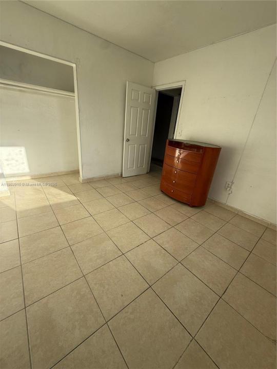 3330 NW 48th Ter 215, Miami, 佛羅里達州 33142, 美國