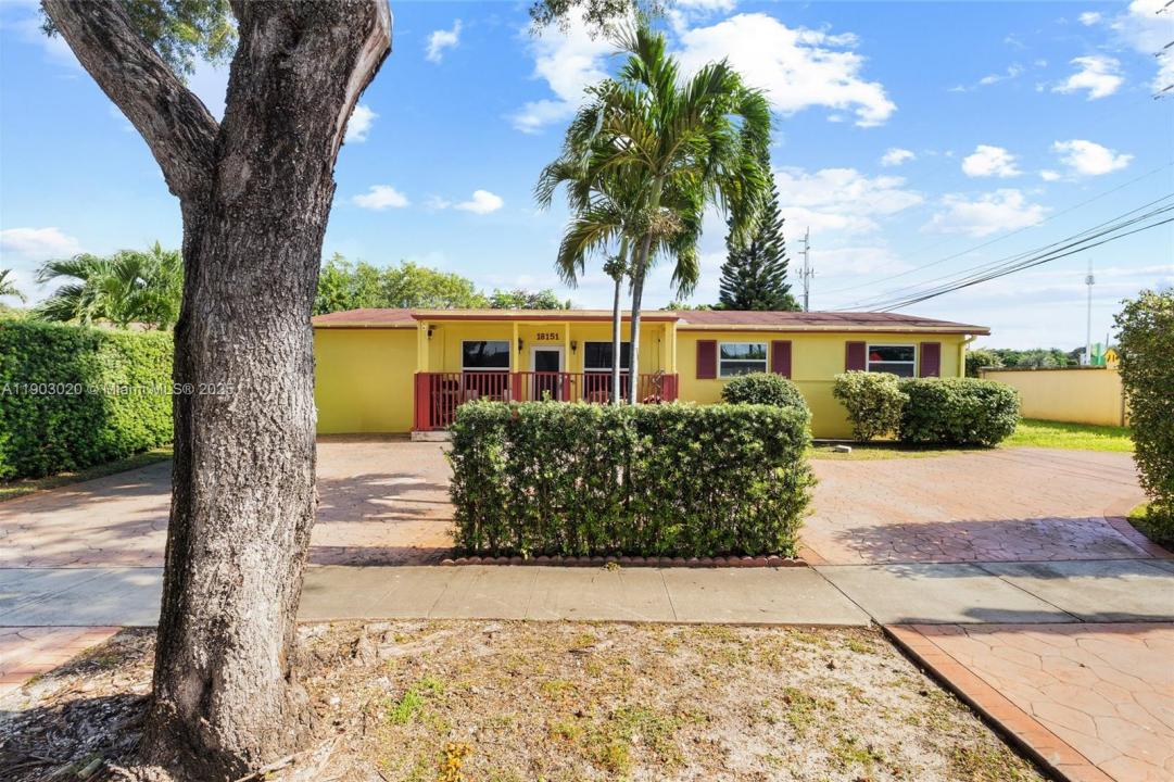 18151 NE 9th Ct, North Miami Beach, Floride 33162, États-Unis
