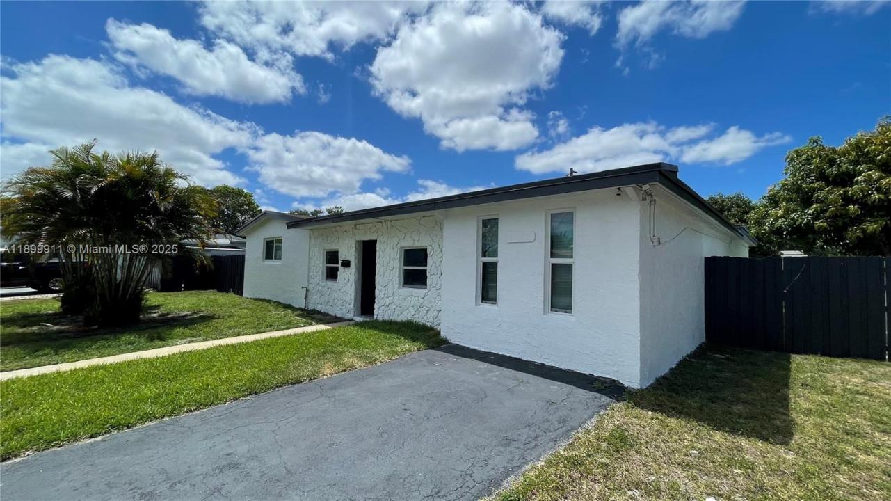6407 SW 5th St, Pembroke Pines, 佛罗里达州 33023, 美国