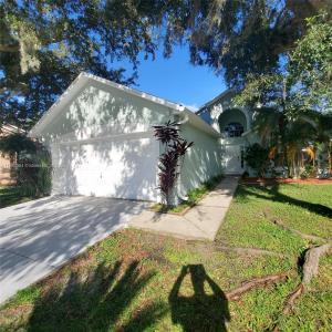 2505 Hybrid Ct, Kissimmee, Floryda 34758, USA