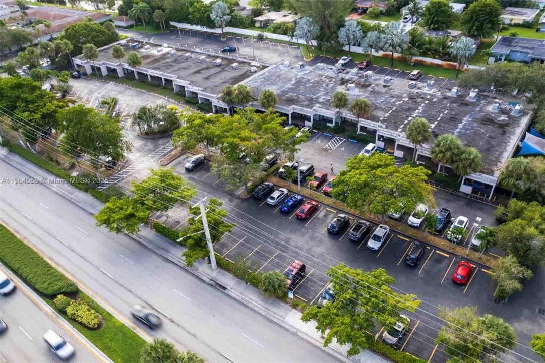 7132 W Mcnab Rd 7132, Tamarac, Florida 33321, Amerika Birleşik Devletleri