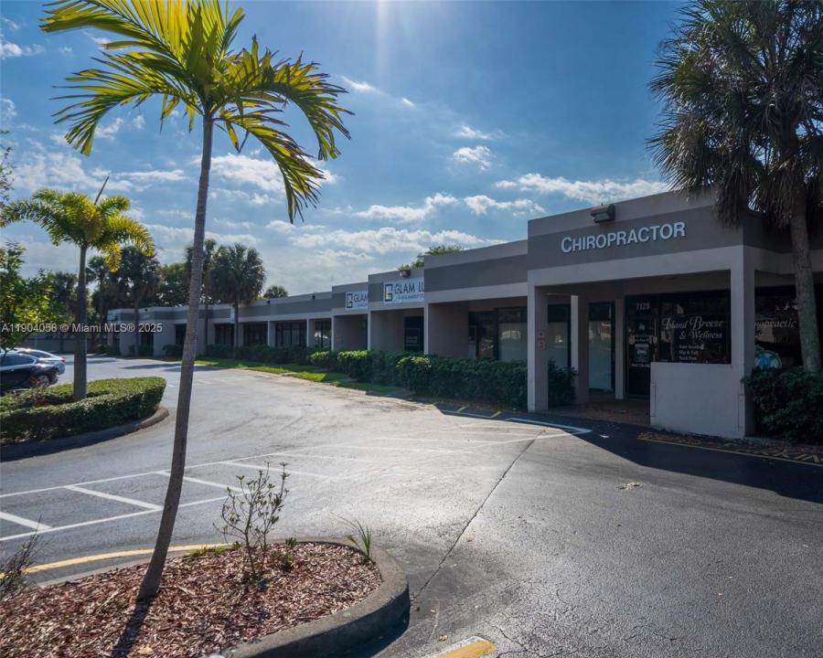 7132 W Mcnab Rd 7132, Tamarac, Florida 33321, Amerika Birleşik Devletleri