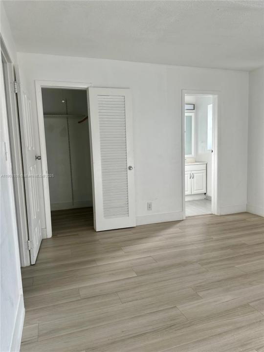 515 SE 9th St 9, Fort Lauderdale, Floryda 33316, USA