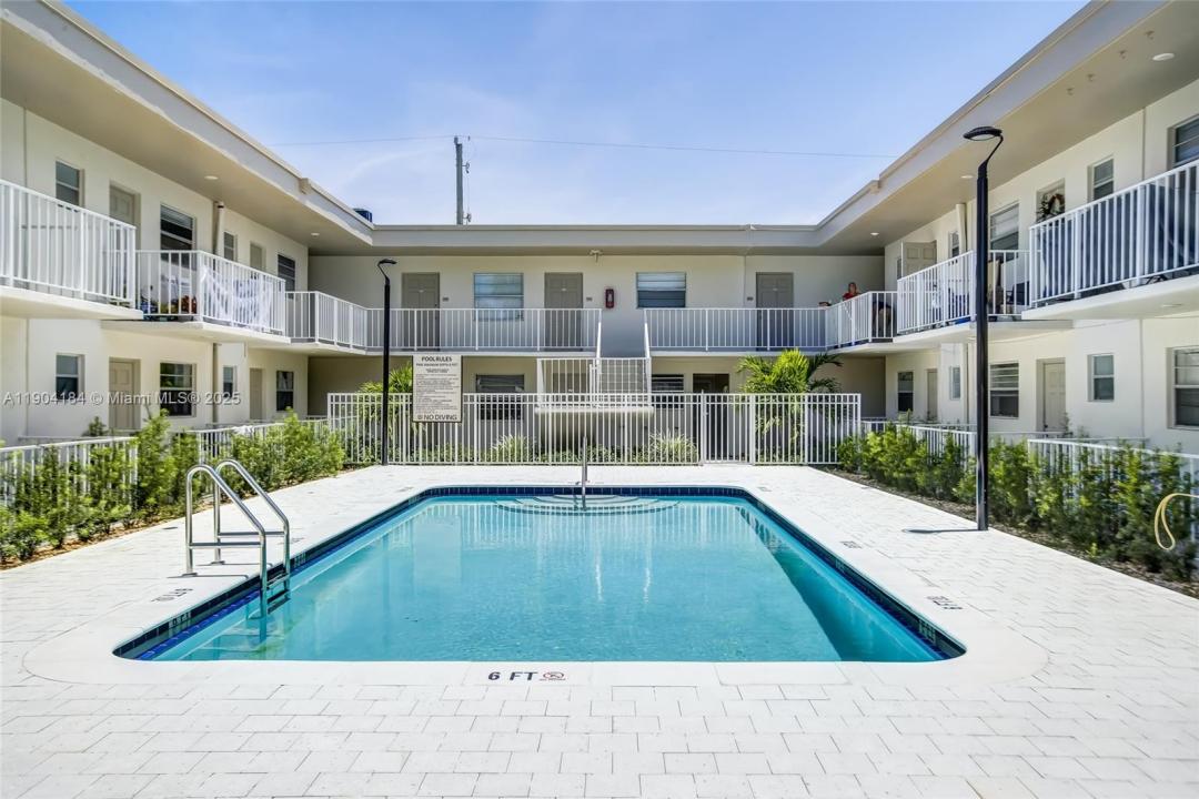 1720 Cleveland St 202E, Hollywood, Floride 33020, États-Unis