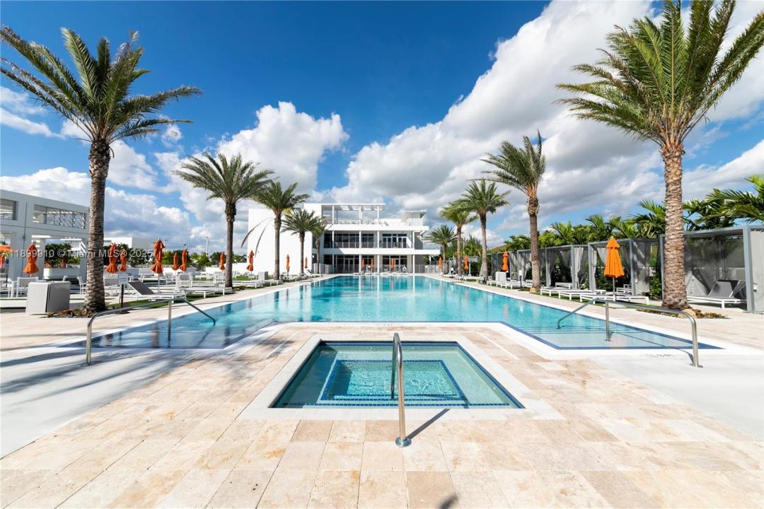 10245 NW 63rd Ter 206, Doral, Florida 33178, USA