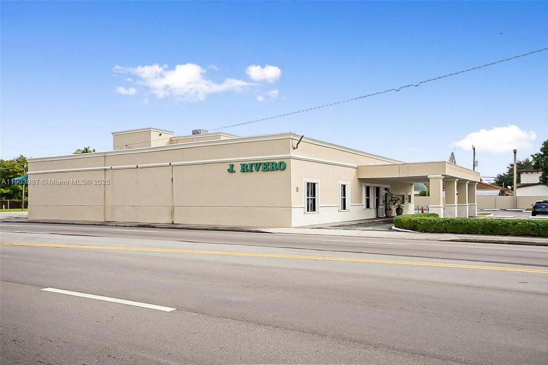 291 NW 37th Ave, Miami, Floryda 33125, USA