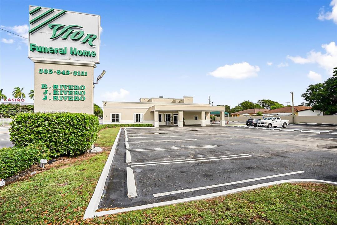 291 NW 37th Ave, Miami, Floryda 33125, USA