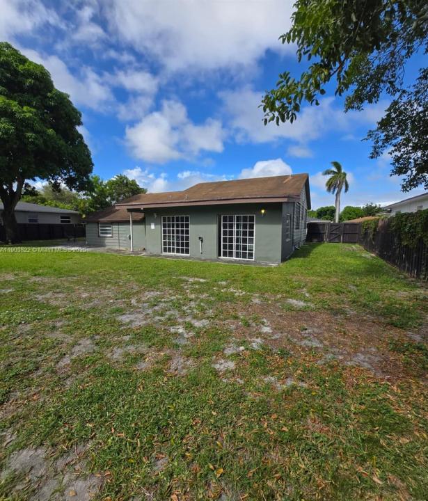 2420 Jackson St H, Hollywood, فلوريدا 33020, الولايات المتحدة