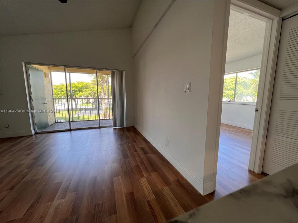 5612 Rock Island Rd 155, Tamarac, Florida 33319, Estados Unidos