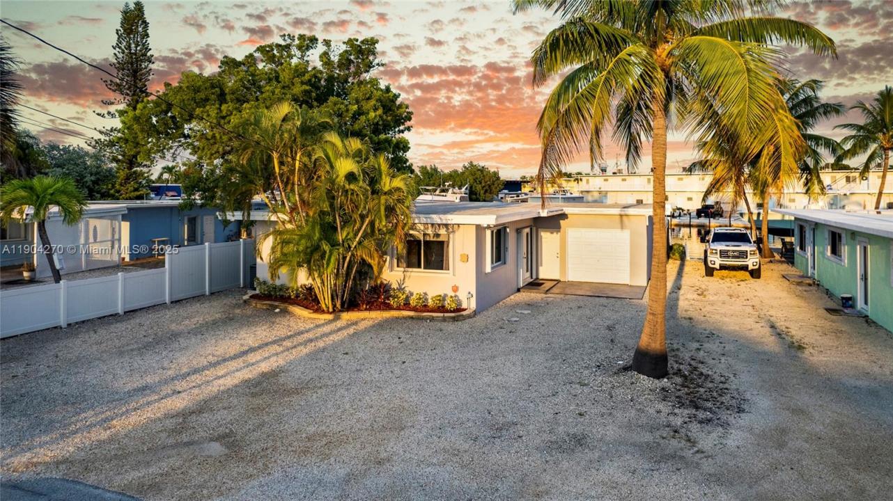 132 E Gardenia St, Tavernier, Floride 33070, États-Unis