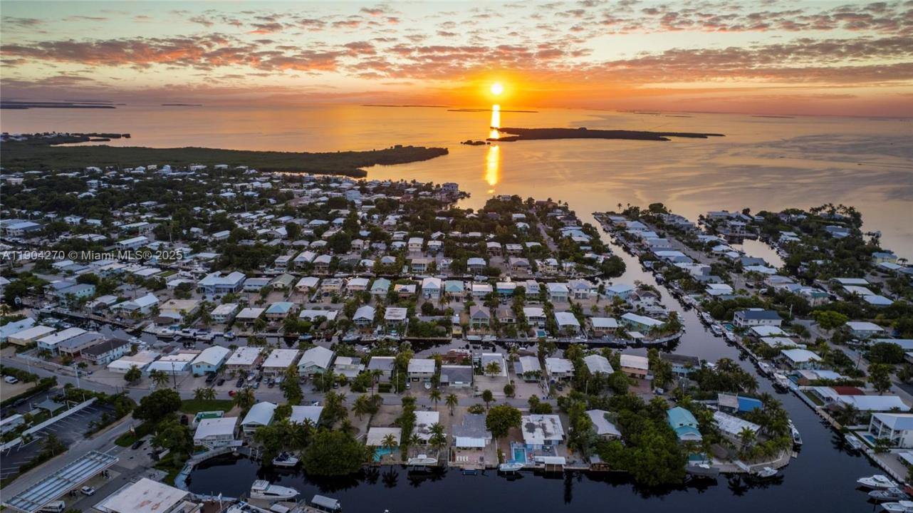 132 E Gardenia St, Tavernier, Floride 33070, États-Unis