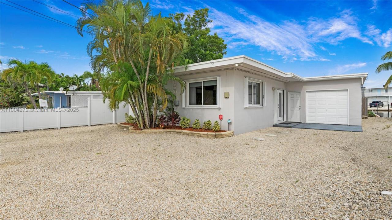 132 E Gardenia St, Tavernier, Floride 33070, États-Unis